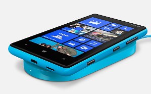 Nokia Lumia 820 Preview