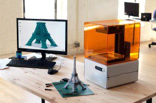 Usage of 3D Printing Technology in Engineering, Medical and Entertainment