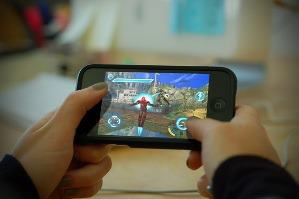 Smarter Gaming on the Smartphone – Everyone’s doing it!