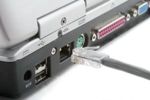 The Difference between Ethernet and Fiber Optic Ethernet