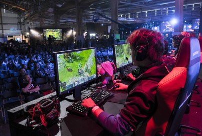 Five MIND-BLOWING Esports Facts